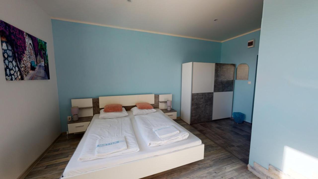 Hotel Hubert Nové Zámky المظهر الخارجي الصورة