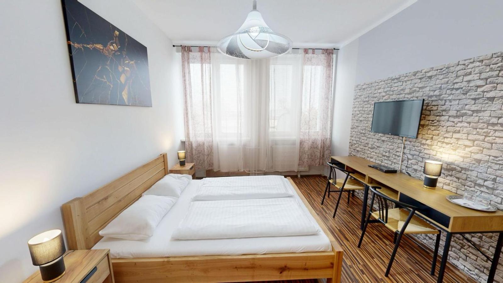 Hotel Hubert Nové Zámky المظهر الخارجي الصورة